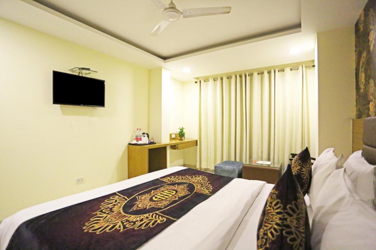 Hotel Grand Suites By D'Capitol Near Delhi Airport New Delhi Extérieur photo