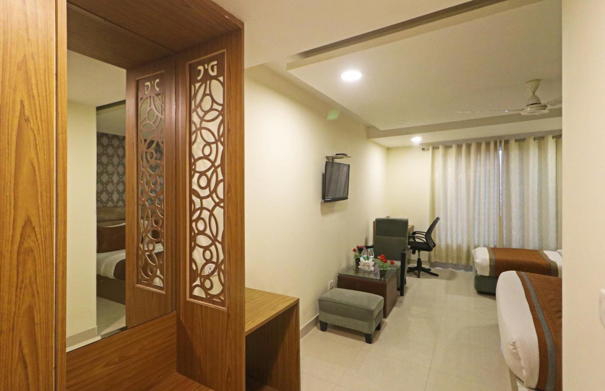 Hotel Grand Suites By D'Capitol Near Delhi Airport New Delhi Extérieur photo