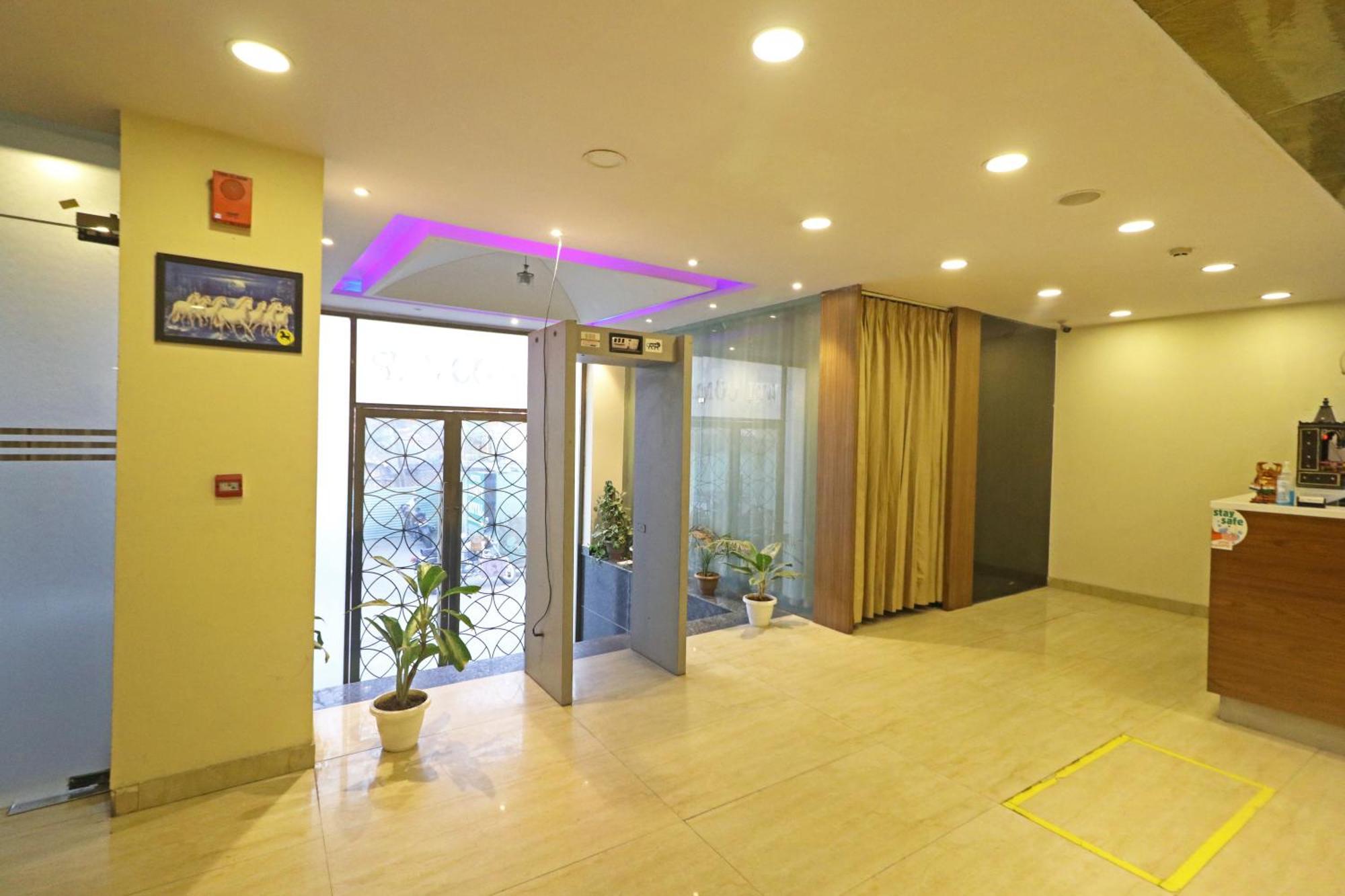 Hotel Grand Suites By D'Capitol Near Delhi Airport New Delhi Extérieur photo