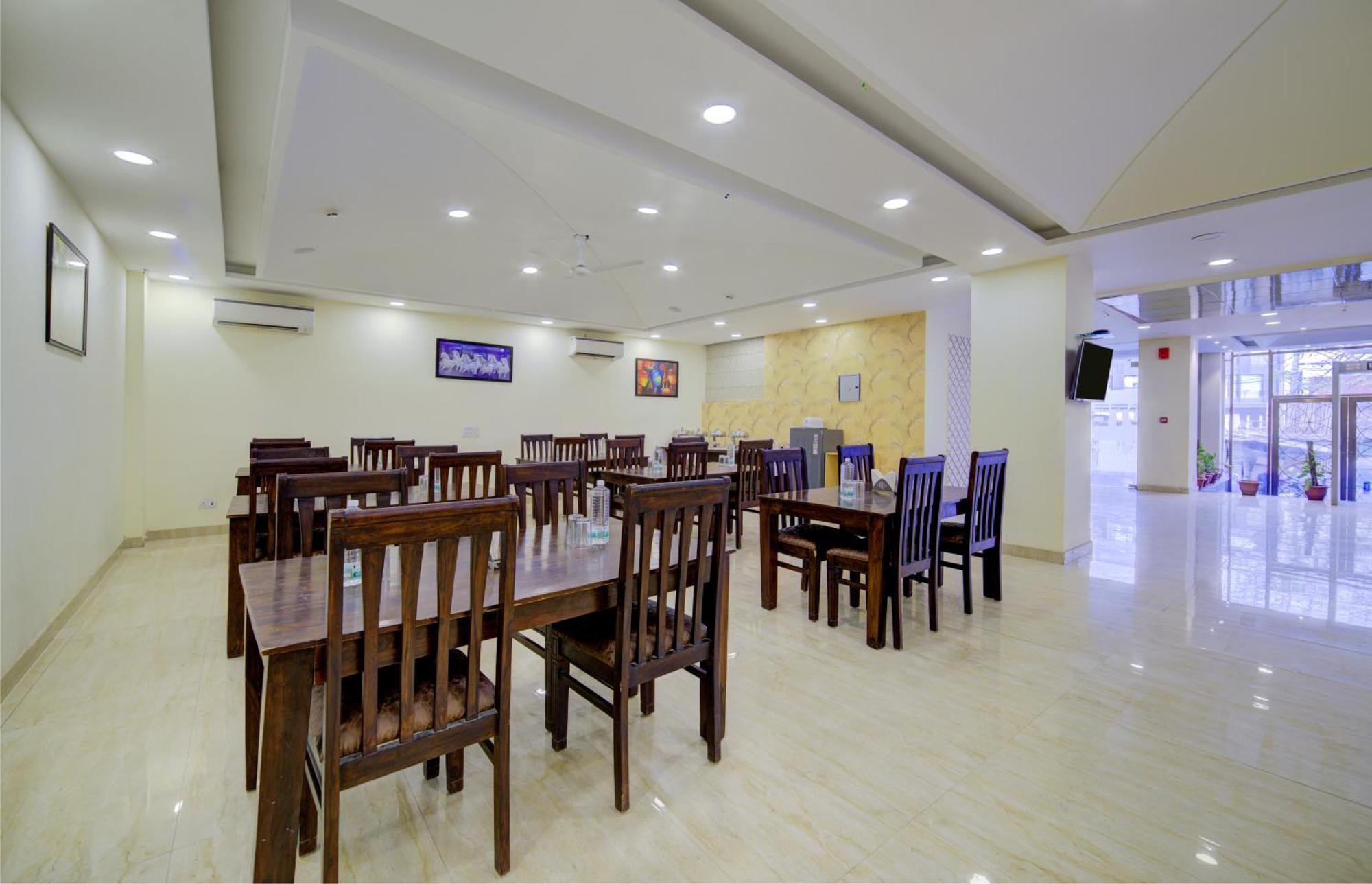 Hotel Grand Suites By D'Capitol Near Delhi Airport New Delhi Extérieur photo