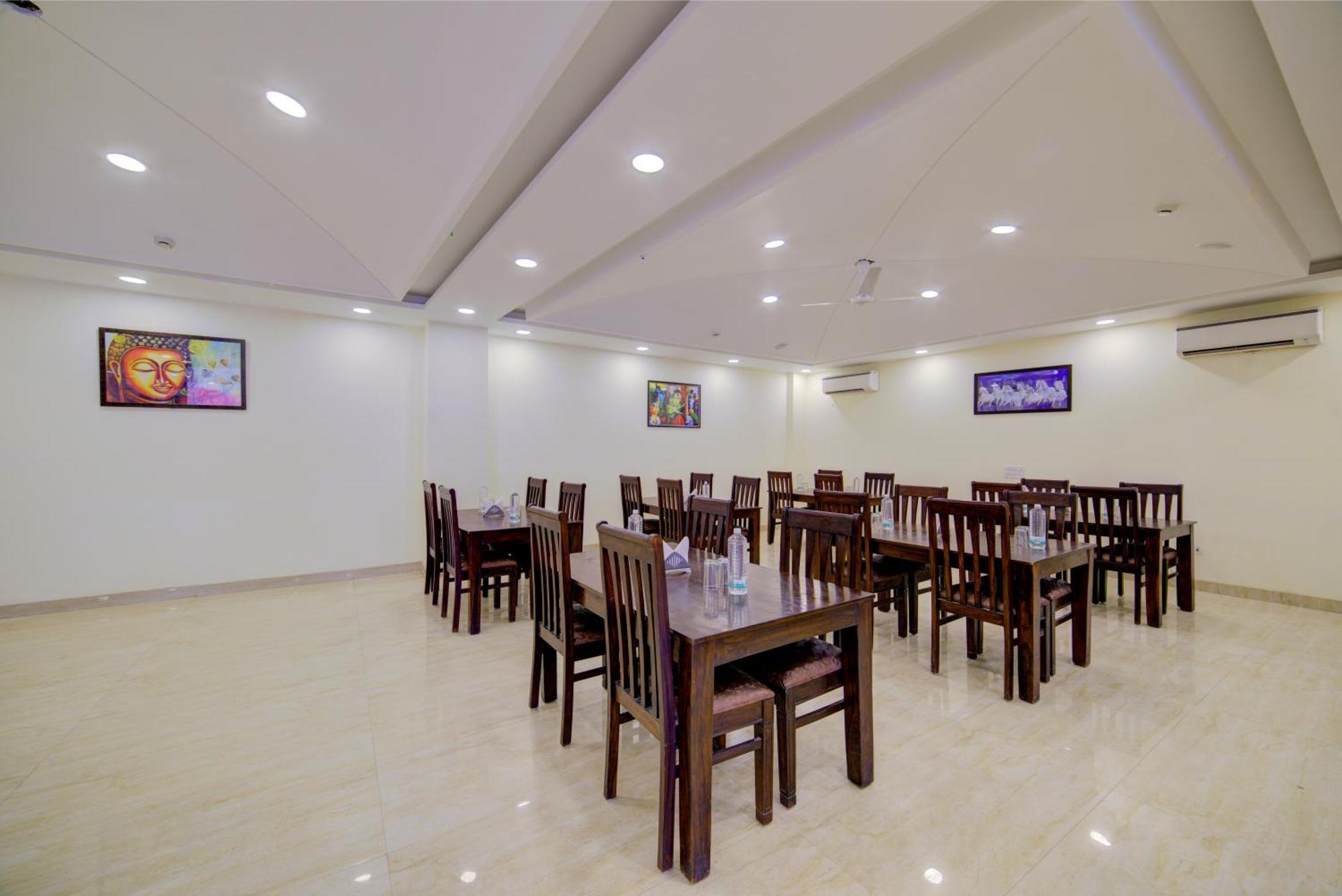Hotel Grand Suites By D'Capitol Near Delhi Airport New Delhi Extérieur photo