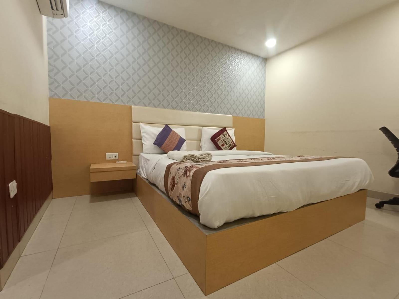 Hotel Grand Suites By D'Capitol Near Delhi Airport New Delhi Extérieur photo