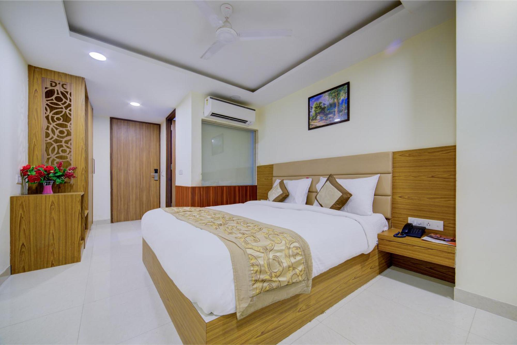 Hotel Grand Suites By D'Capitol Near Delhi Airport New Delhi Extérieur photo