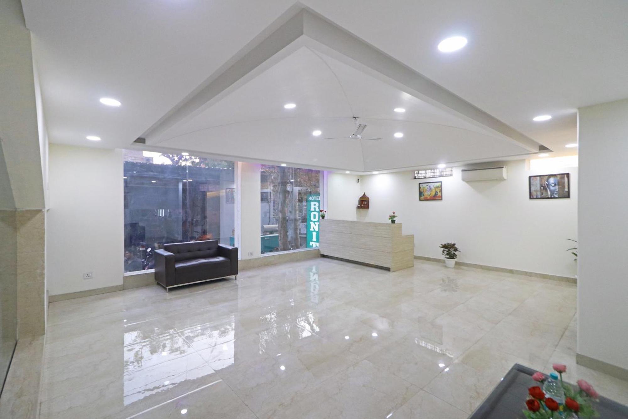 Hotel Grand Suites By D'Capitol Near Delhi Airport New Delhi Extérieur photo