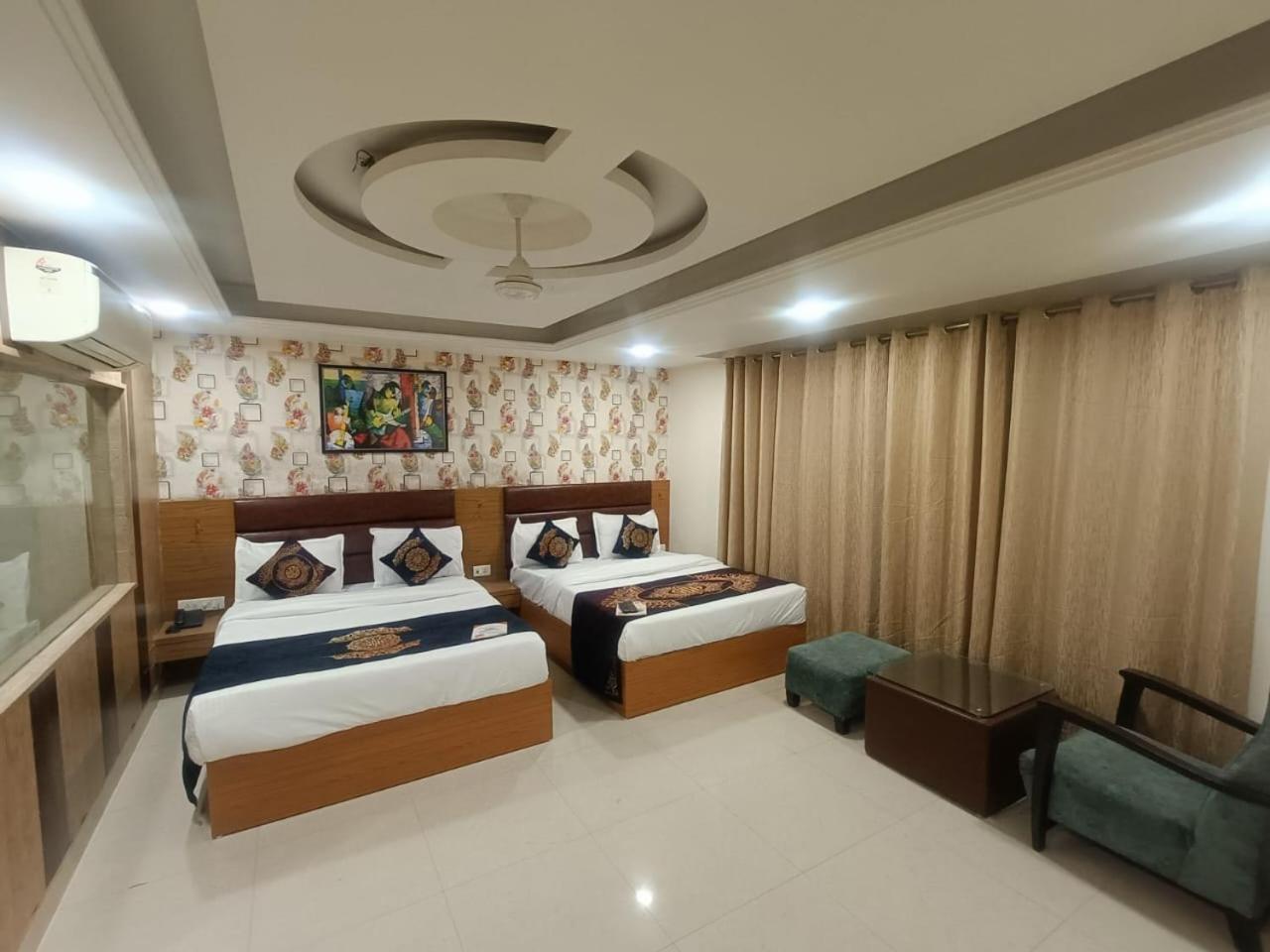Hotel Grand Suites By D'Capitol Near Delhi Airport New Delhi Extérieur photo